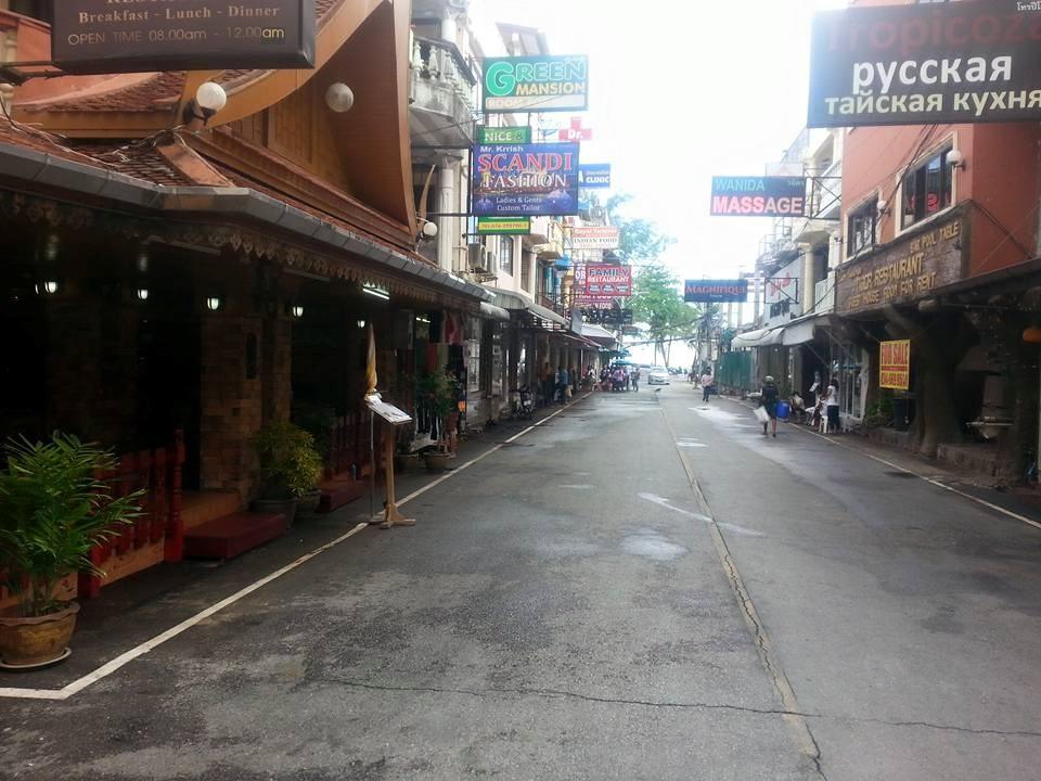 Хостел Tropicoza Patong Экстерьер фото