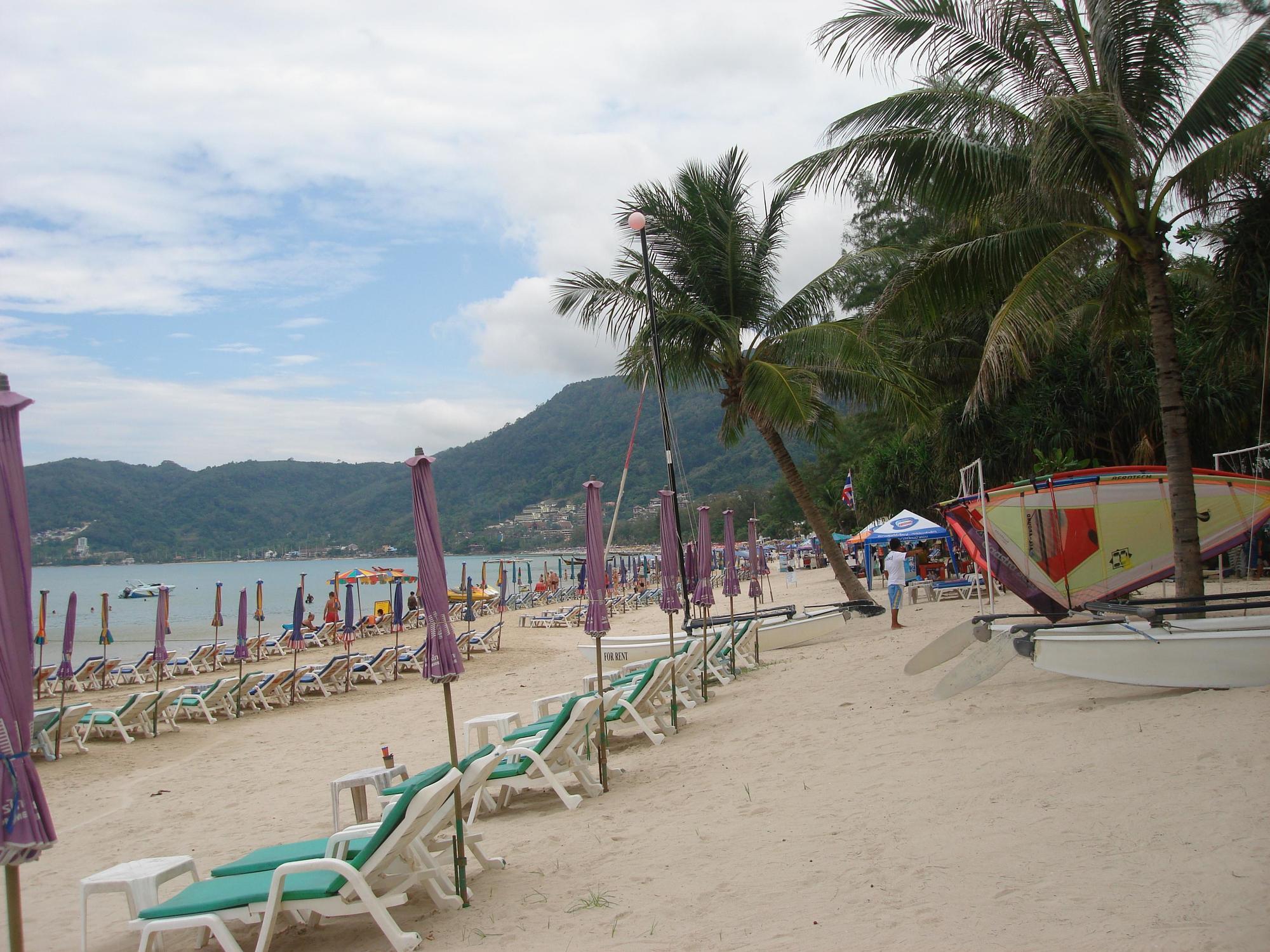 Хостел Tropicoza Patong Экстерьер фото