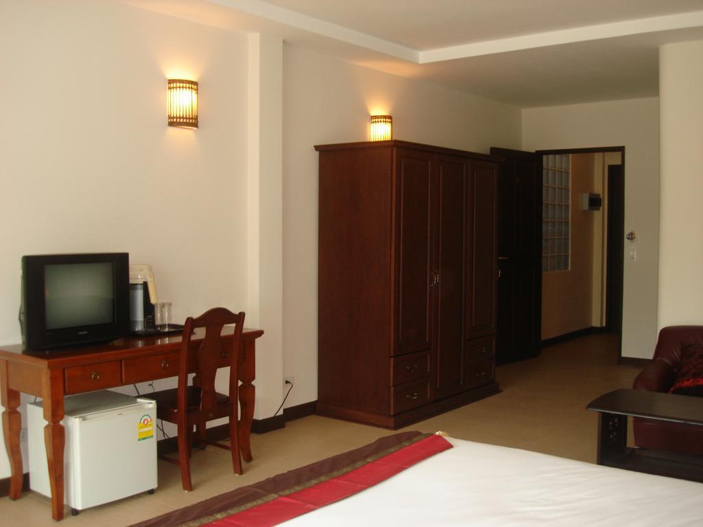 Хостел Tropicoza Patong Номер фото